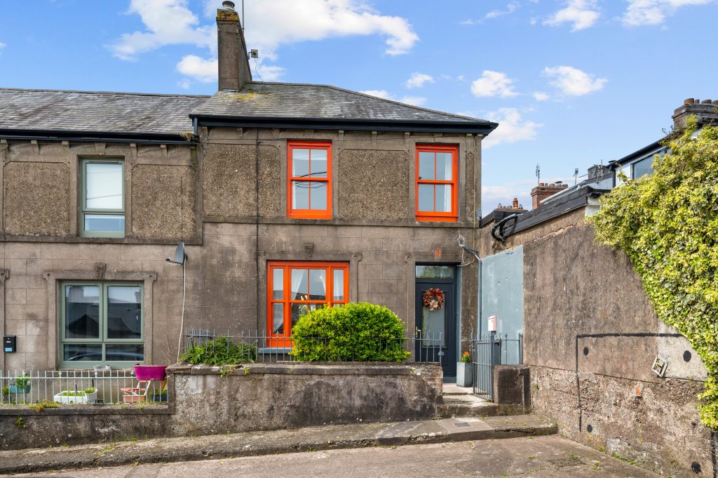 11 Woodland Villas, Alexandra Rd, St.Lukes, Cork.